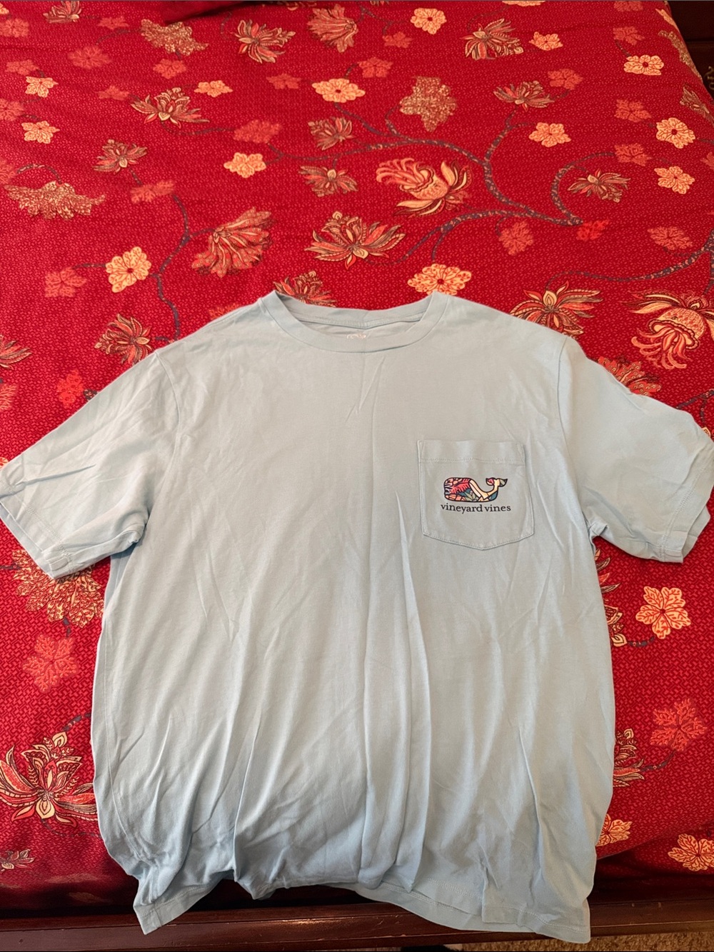 Vineyard Vines Men's Pale Blue Pocket Tee with Whaletail Logo